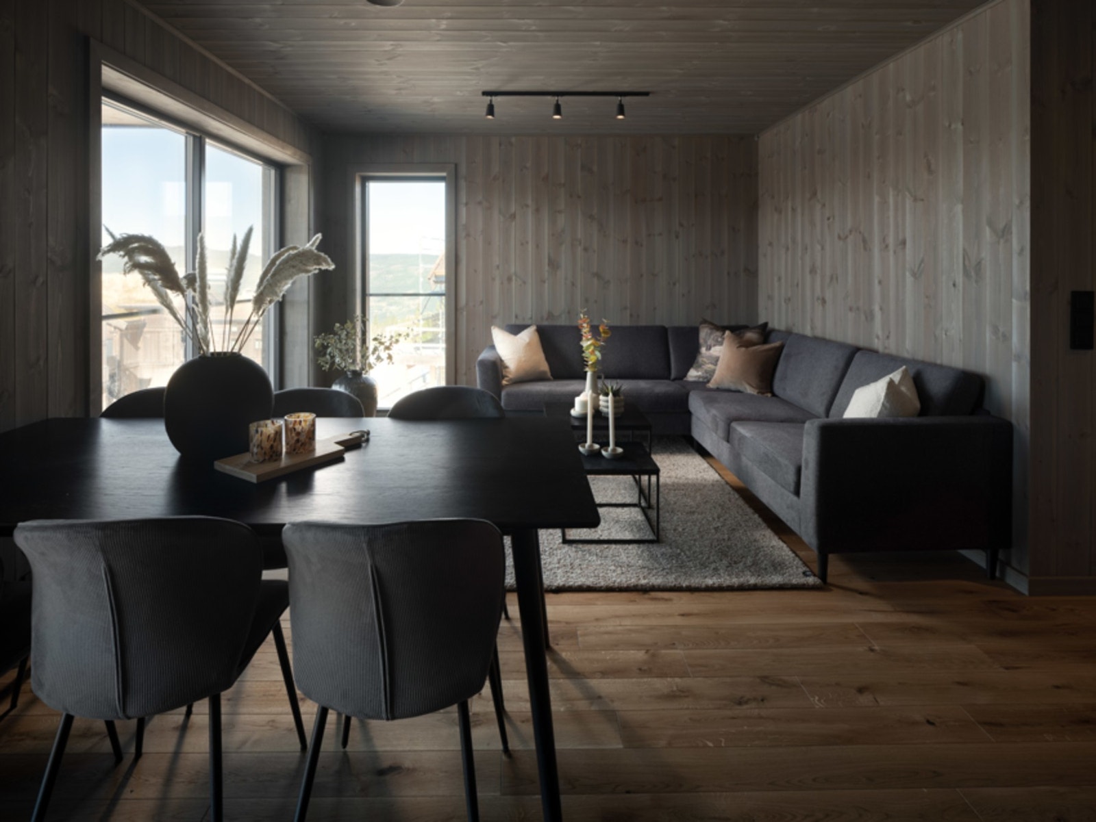 Den åpne løsningen skaper et sosialt rom. Galleribilde