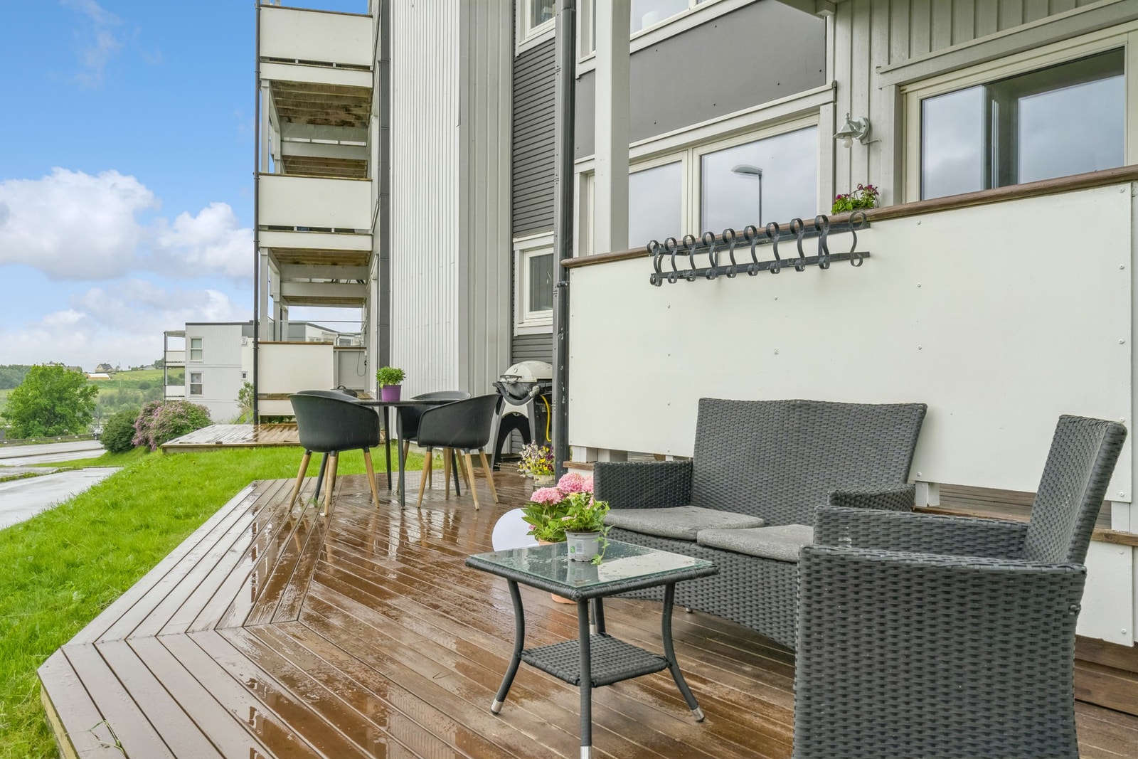 Hyggelige utearealer med plass til møblement. Galleribilde