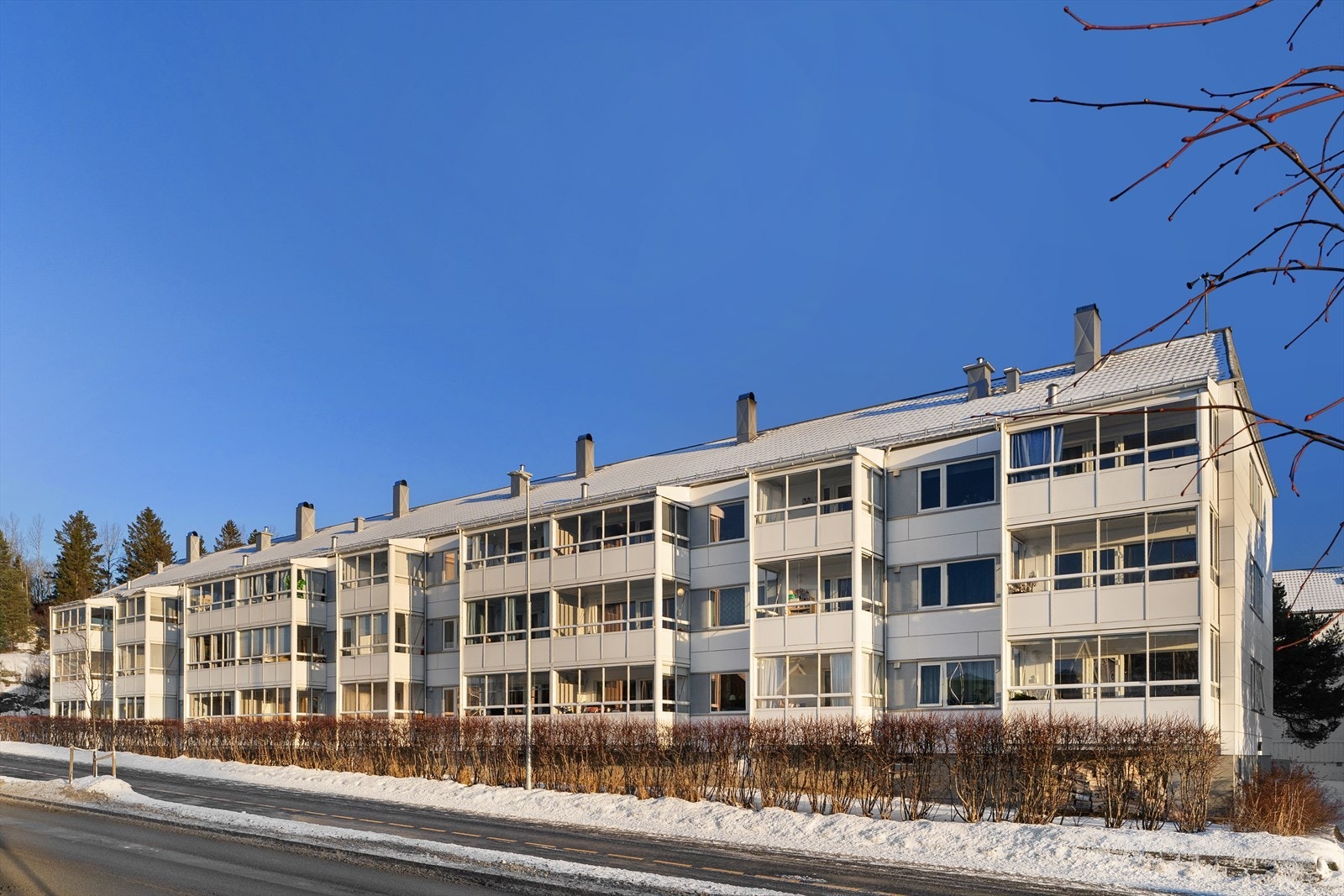 Ta kontakt dersom oppsatt visning ikke skulle passe eller ved eventuelle spørsmål! Galleribilde