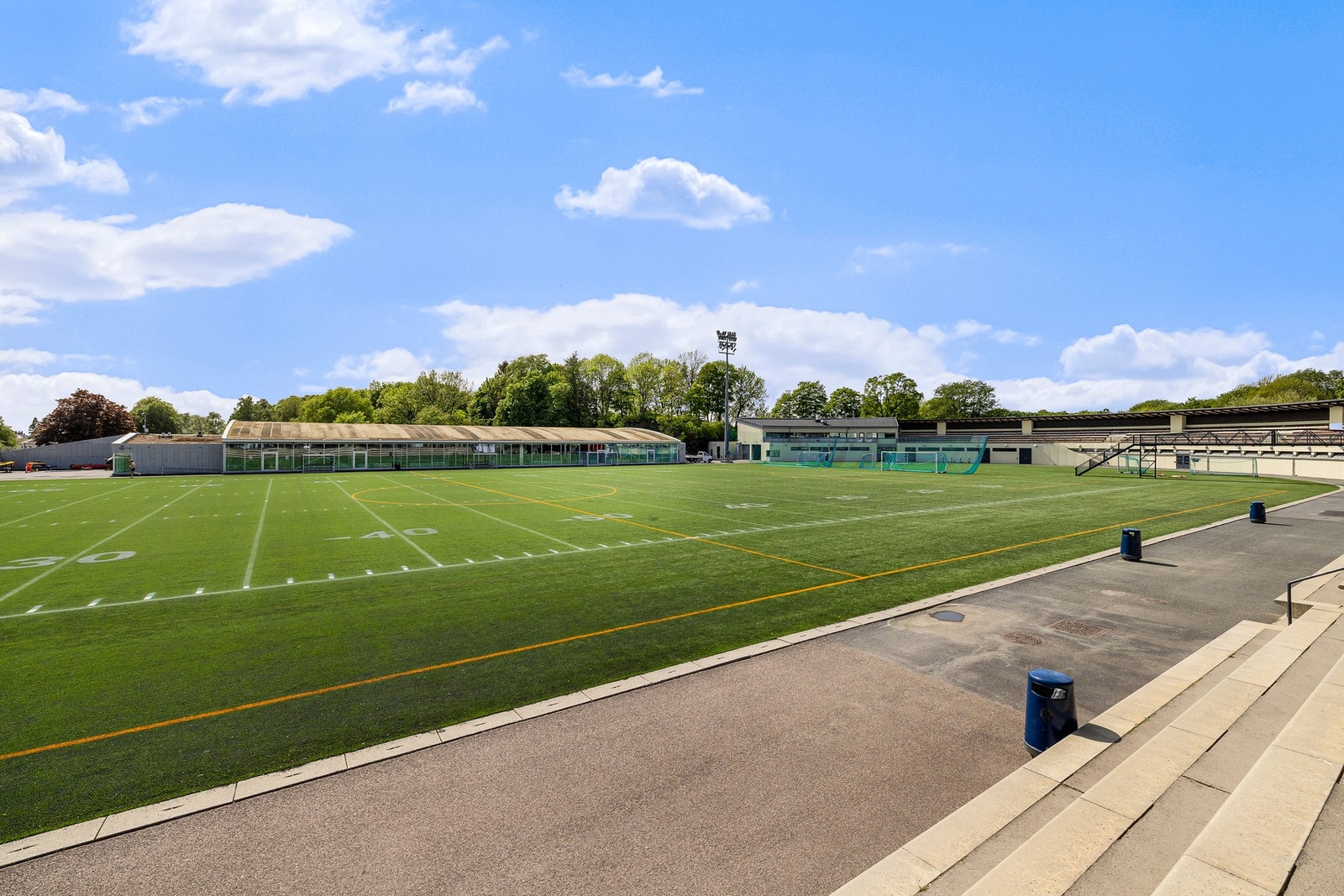 Kort vei til Frogner stadion med flotte trenings- og aktivitetsmuligheter året rundt. Galleribilde