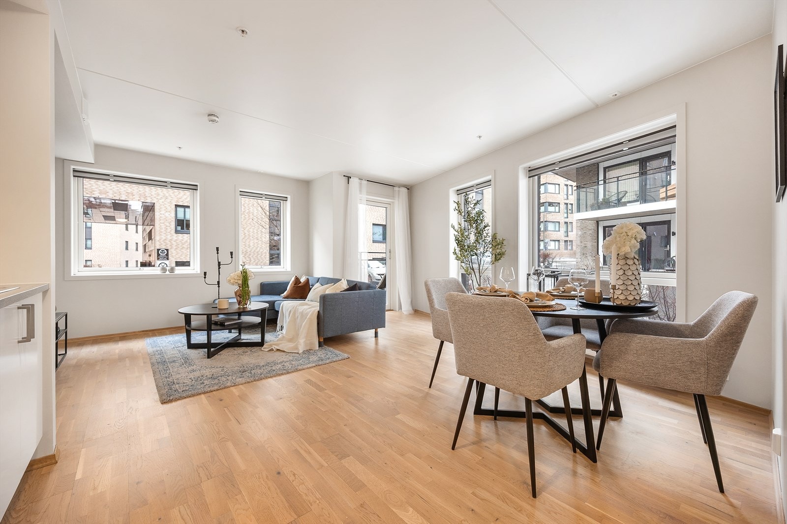 Velkommen til Sigurd Hoels Vei 67! Presenteres av Arsalan Syed v/ EiendomsMegler1. Foto: Bjørnar Døhlen Galleribilde