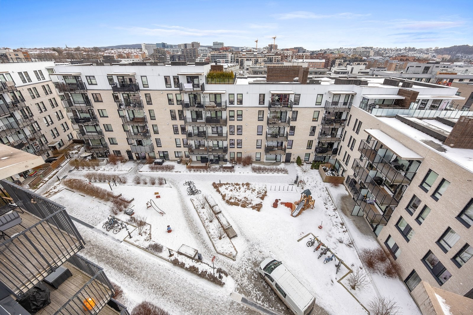 Ensjø er et område i utvikling med nærhet til både sentrum, grøntområder og offentlig kommunikasjon. Galleribilde