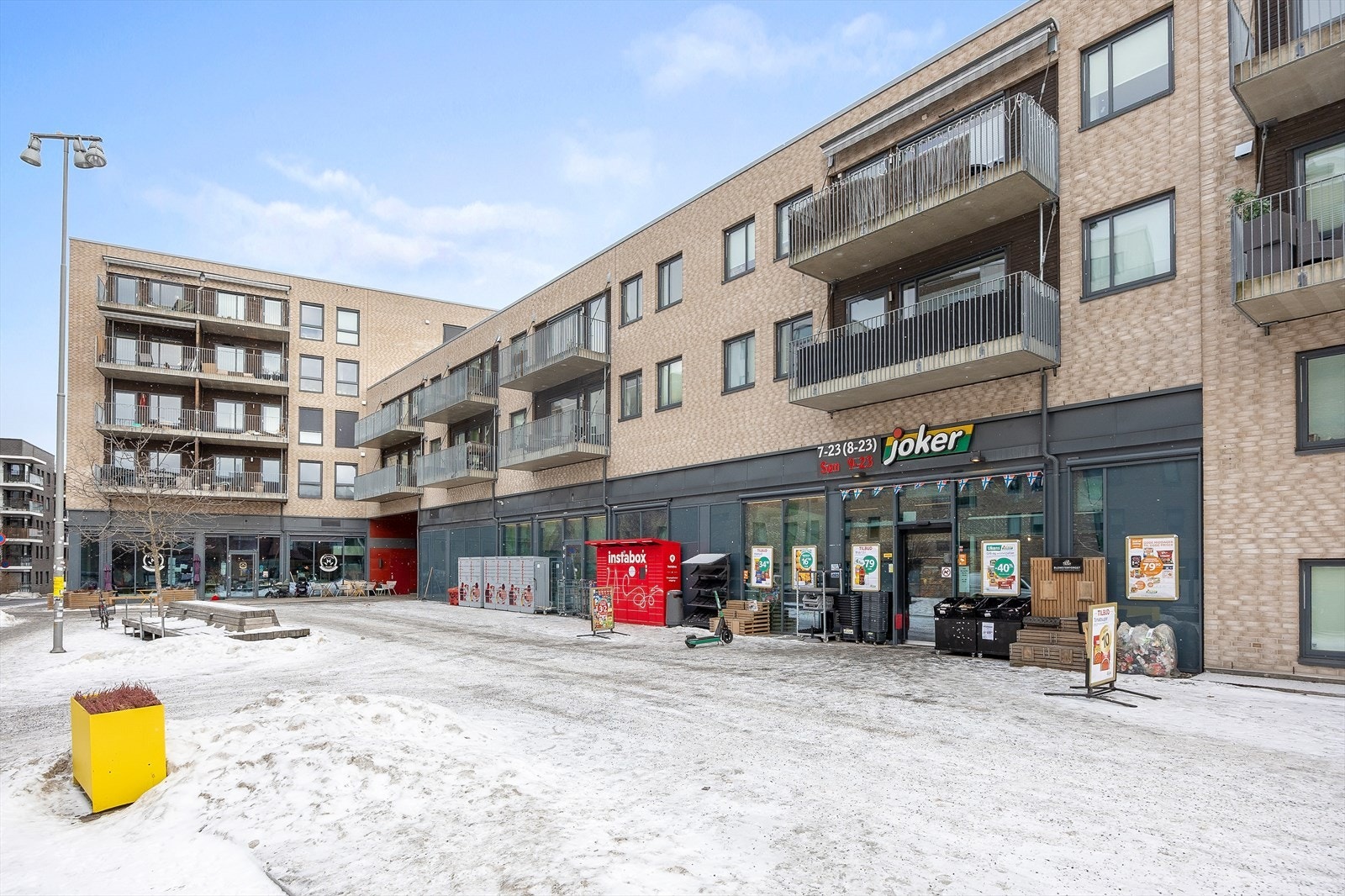 Hverdagslogistikken er enkel med søndagsåpen Joker kun to minutter unna. Galleribilde