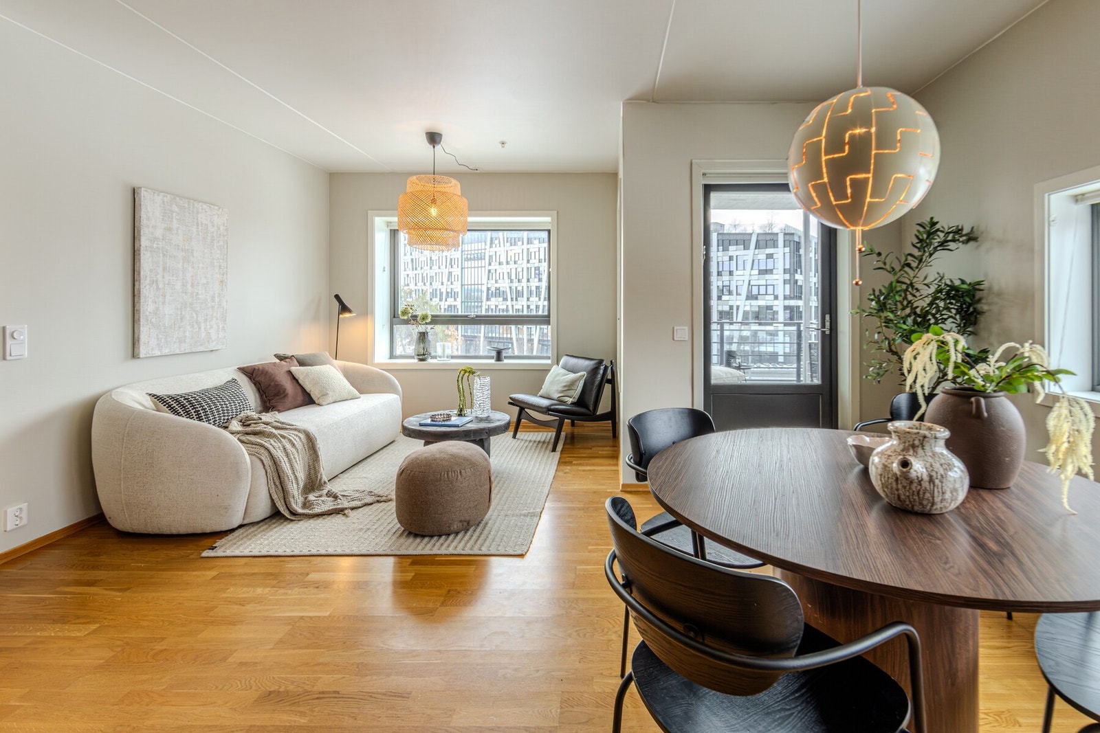 Velkommen til Spireaveien 14C, presentert av Tinholt Eiendomsmegling. Galleribilde