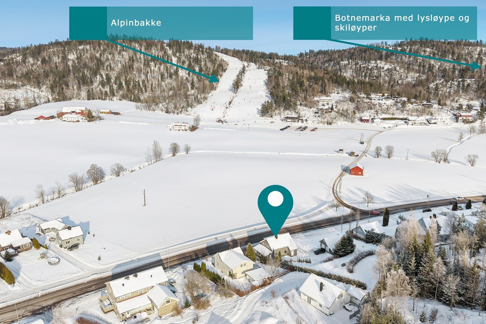 I nærområdet finner vi blant annet slalåmbakke, Botnemarka med lysløype og skimuligheter, samt hoppbakke. Her er det aktivitetsmuligheter for hele familien året rundt - rett utenfor døren. Galleribilde