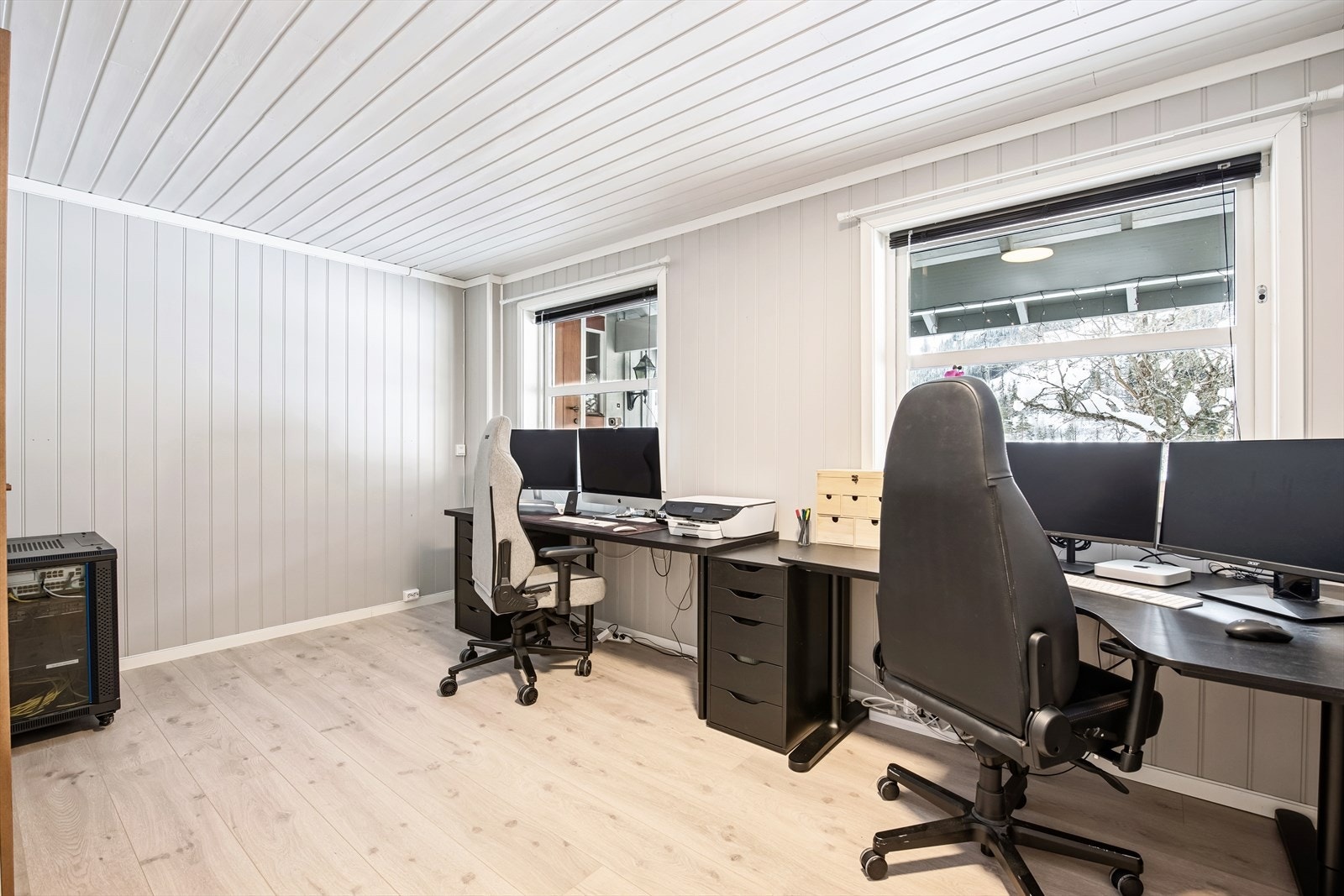 Kontor i underetasjen. Galleribilde