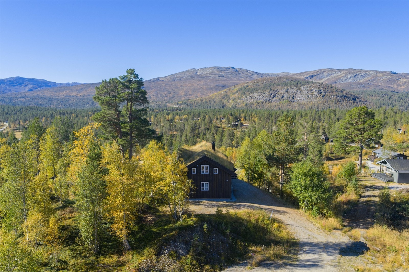 Usjenert og solrik beliggenhet. Galleribilde