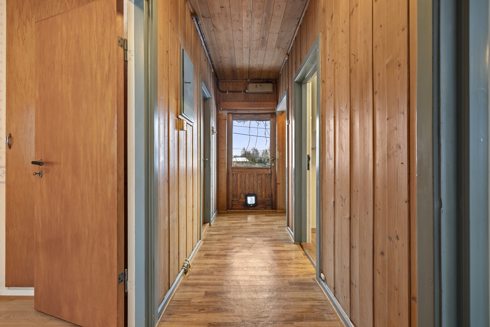 Gangen i andre etasje binder både soverommene sammen og adgang til boligens bad. Det har også trappeforbindelse til de øvrige planene. Galleribilde