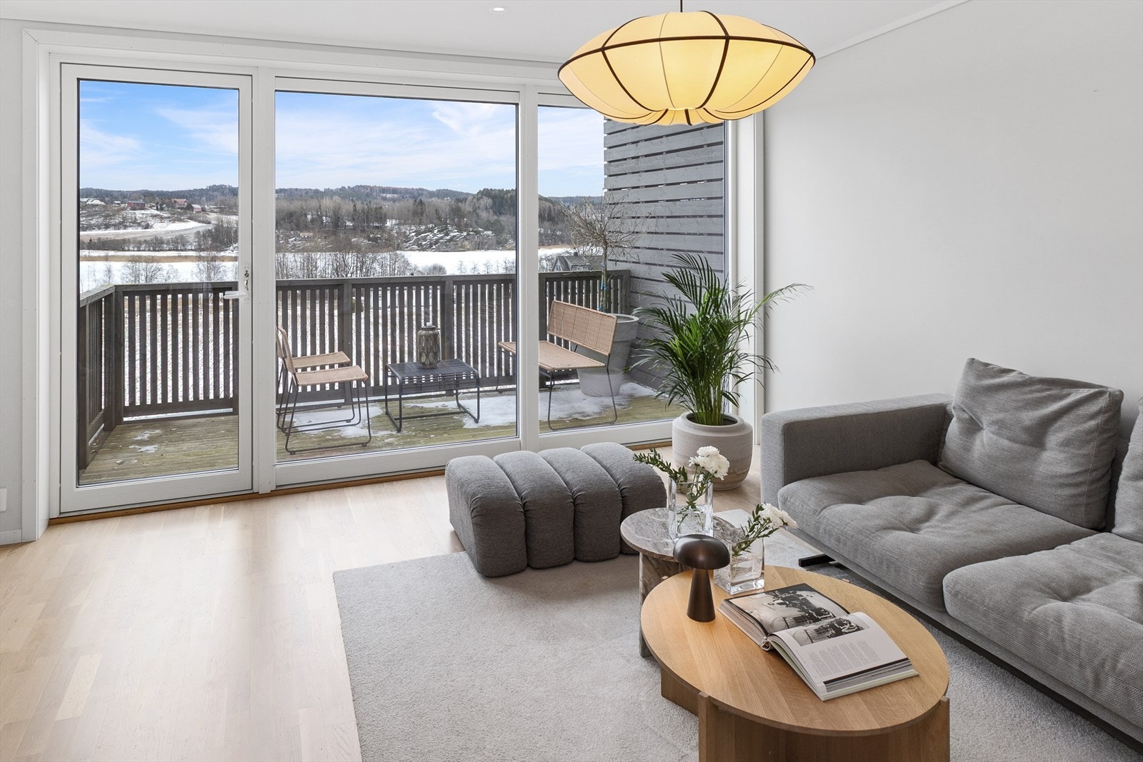 Herlig stueavdeling med god møbleringsfrihet. Galleribilde