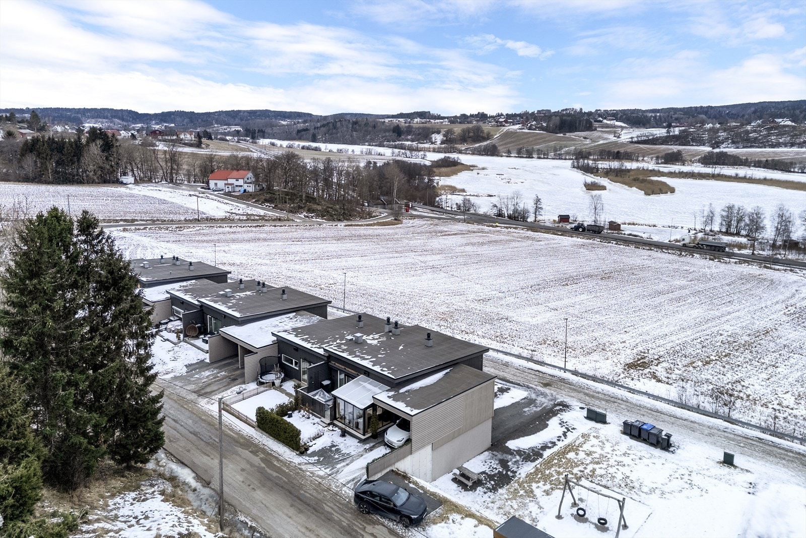 Her bor du med kort avstand til skoler, barnehager, dagligvarebutikker samt Østfoldhallene AMFI Borg med et bredt utvalg av butikker og servicetilbud. Galleribilde