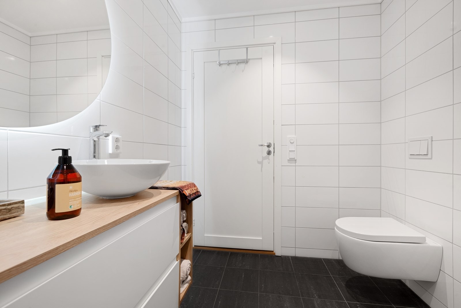 Badet har balansert ventilasjon. Galleribilde