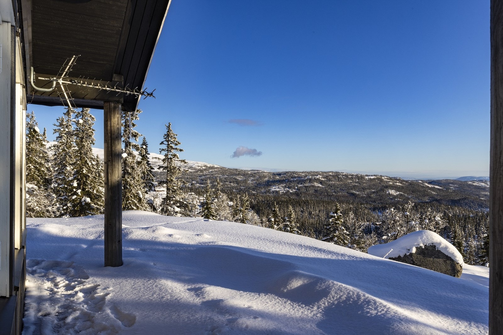 Nydelig utsikt og utover dalen Galleribilde