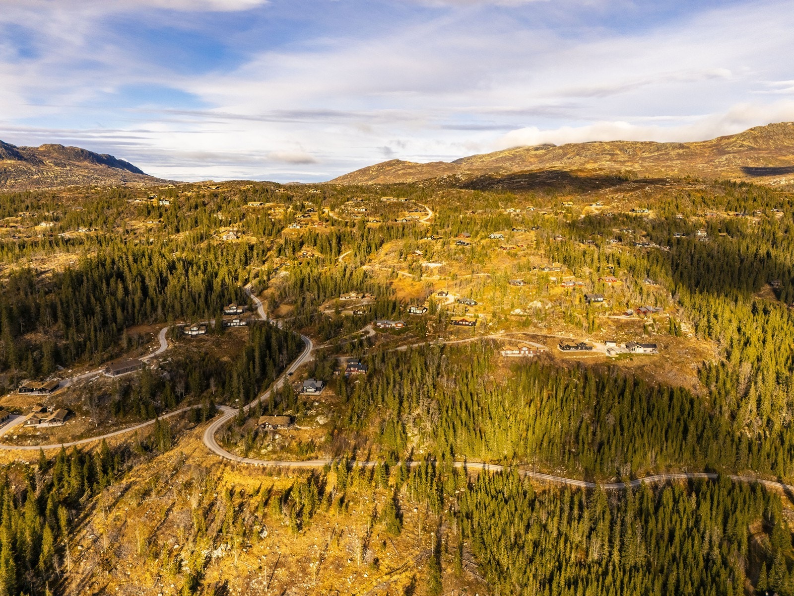 Fra hytta er det også enkelt tilgang til hyggelige restauranter og spisesteder, på Trollstua på Tempelseter og på Borgarstua i Eggedal sentrum. Galleribilde