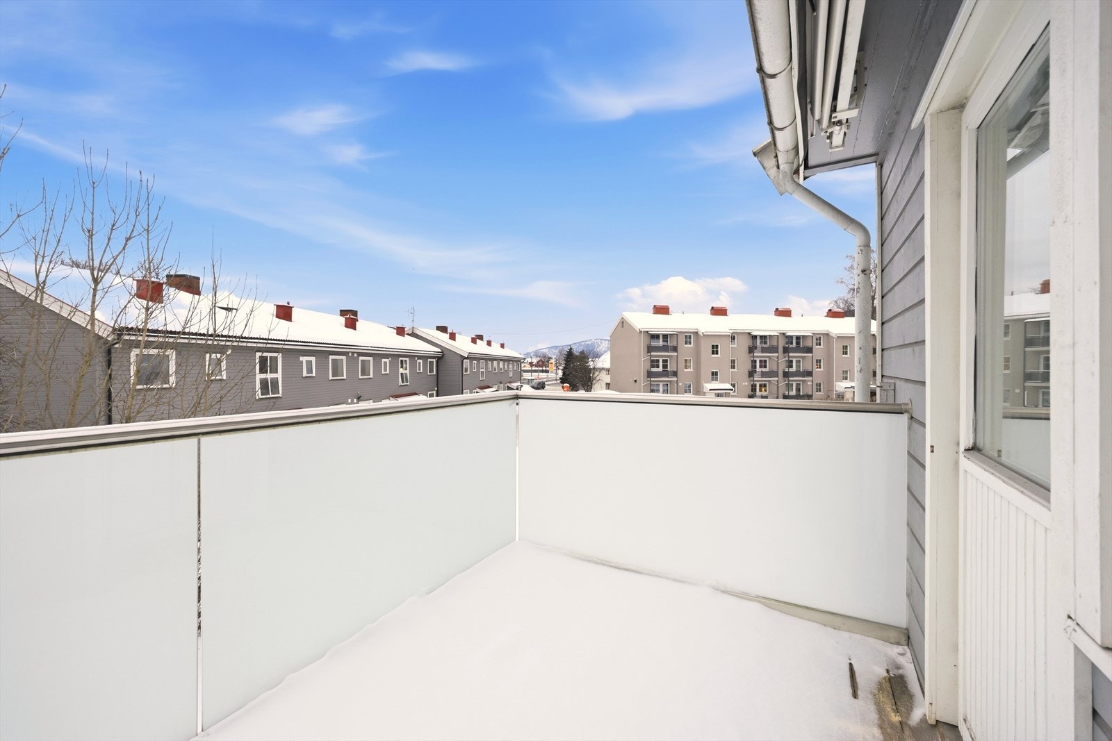 Adkomst til balkong fra stuen på ca. 7 kvm Galleribilde