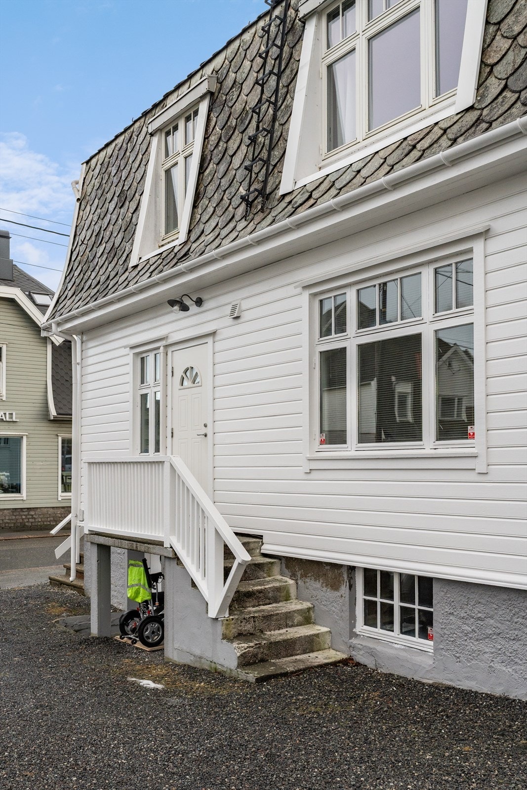 Inngangsparti for 1.etasje. Galleribilde