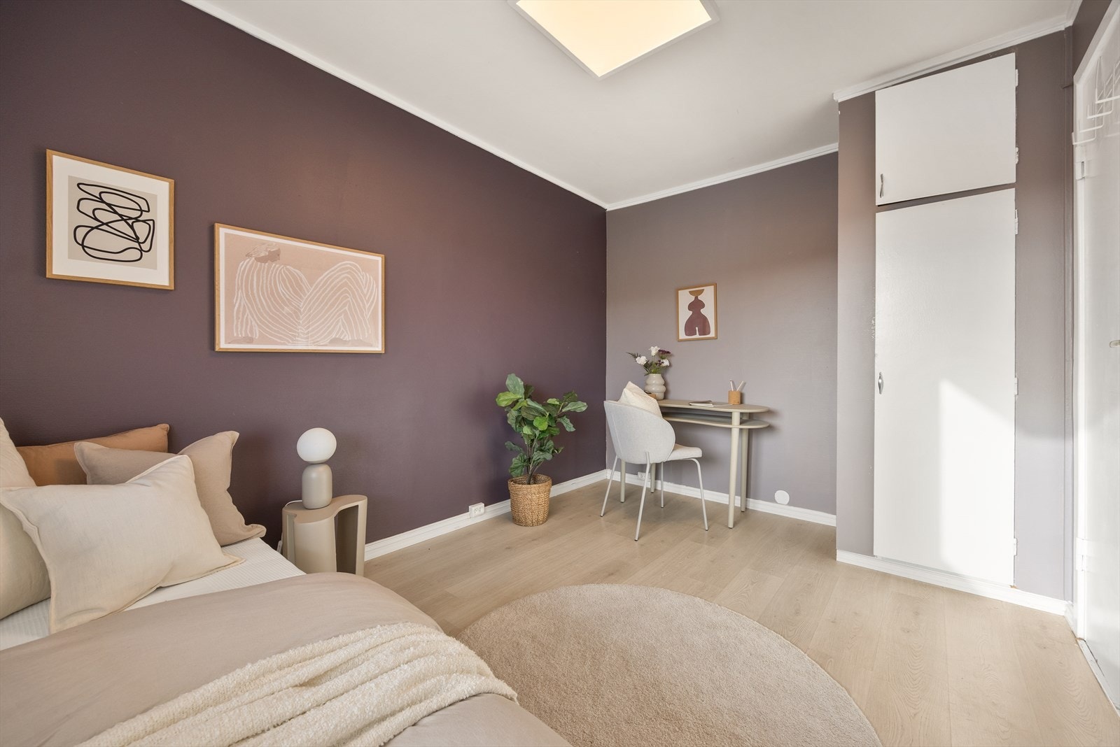 Rommet er fleksibelt og kan brukes som soverom, kontor eller gjesterom. Galleribilde