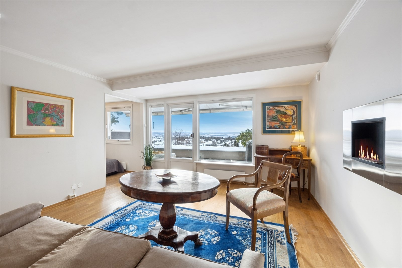 Her kan du vente deg gode oppholdrom og flott utsikt! Galleribilde