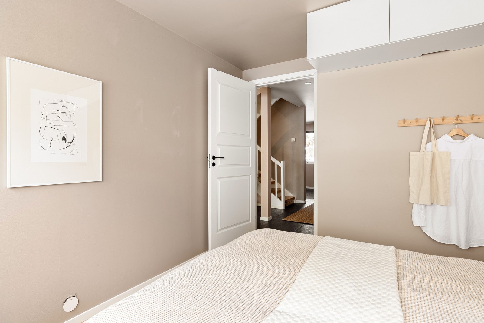 Trivelig soverom på 9,4 kvm. Galleribilde