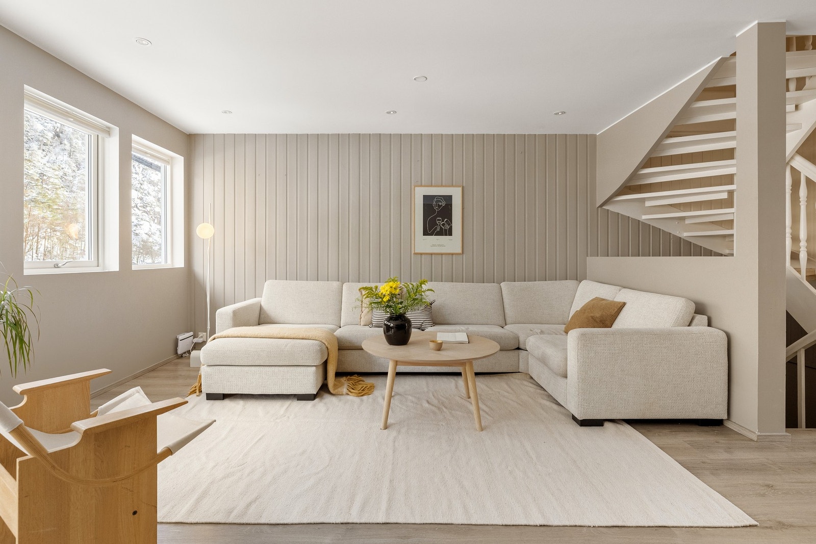 Spotter i tak for god belysning. Galleribilde