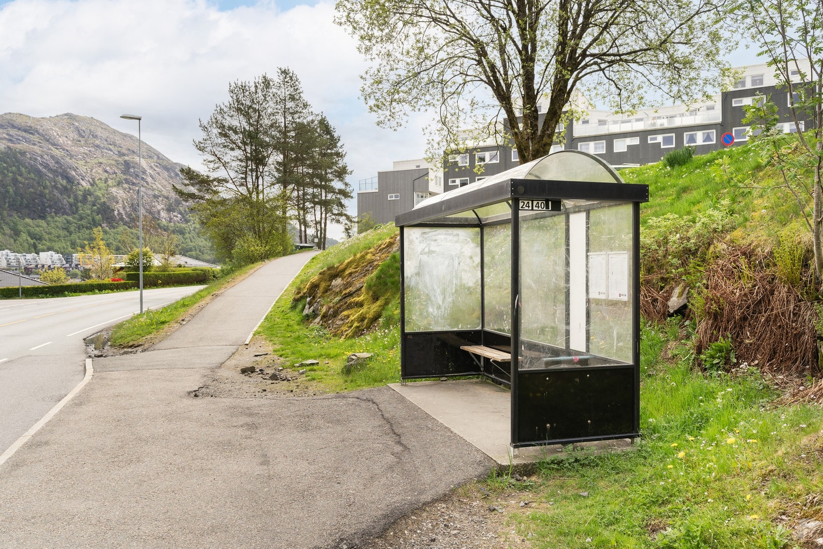 Kun 300 meter til nærmeste busstopp. Galleribilde