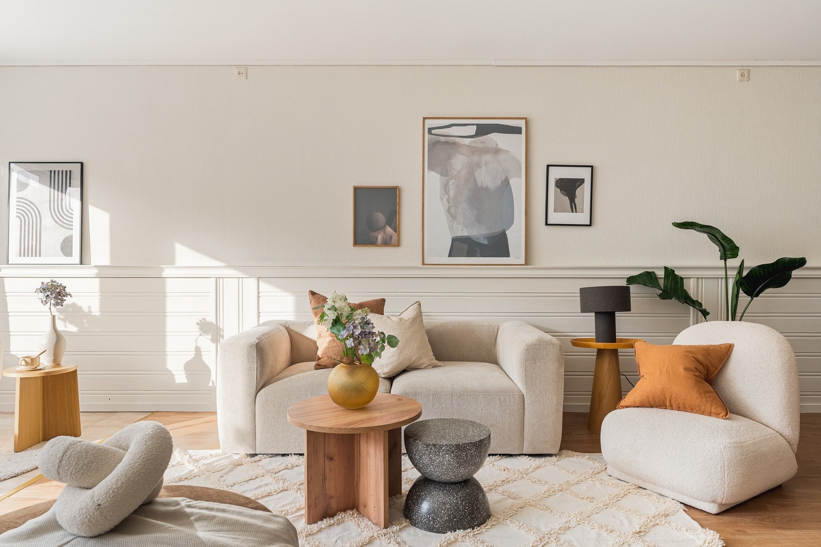 Leiligheten har en god og praktisk planløsning med romslige rom. Galleribilde