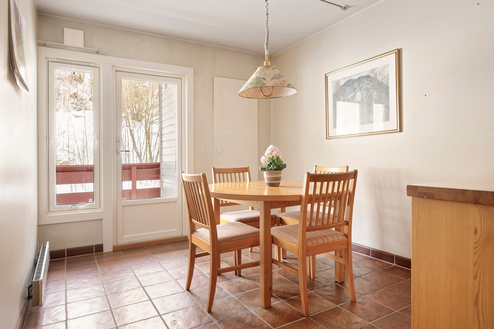 Det er også plass til et spisebord her. Galleribilde