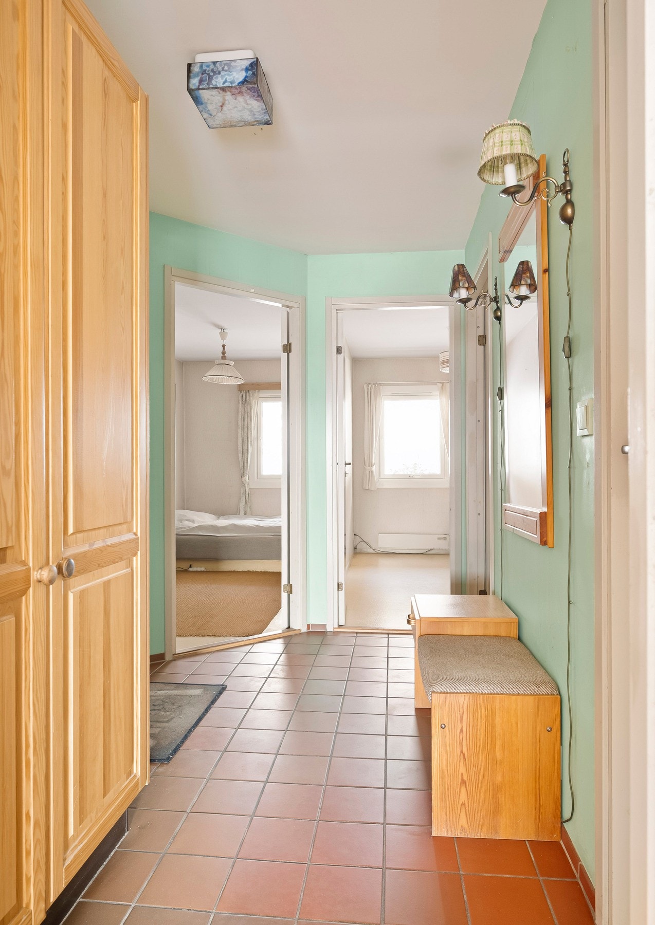 Den gjennomgående planløsningen gjør at hele leiligheten blir svært luftig. Galleribilde