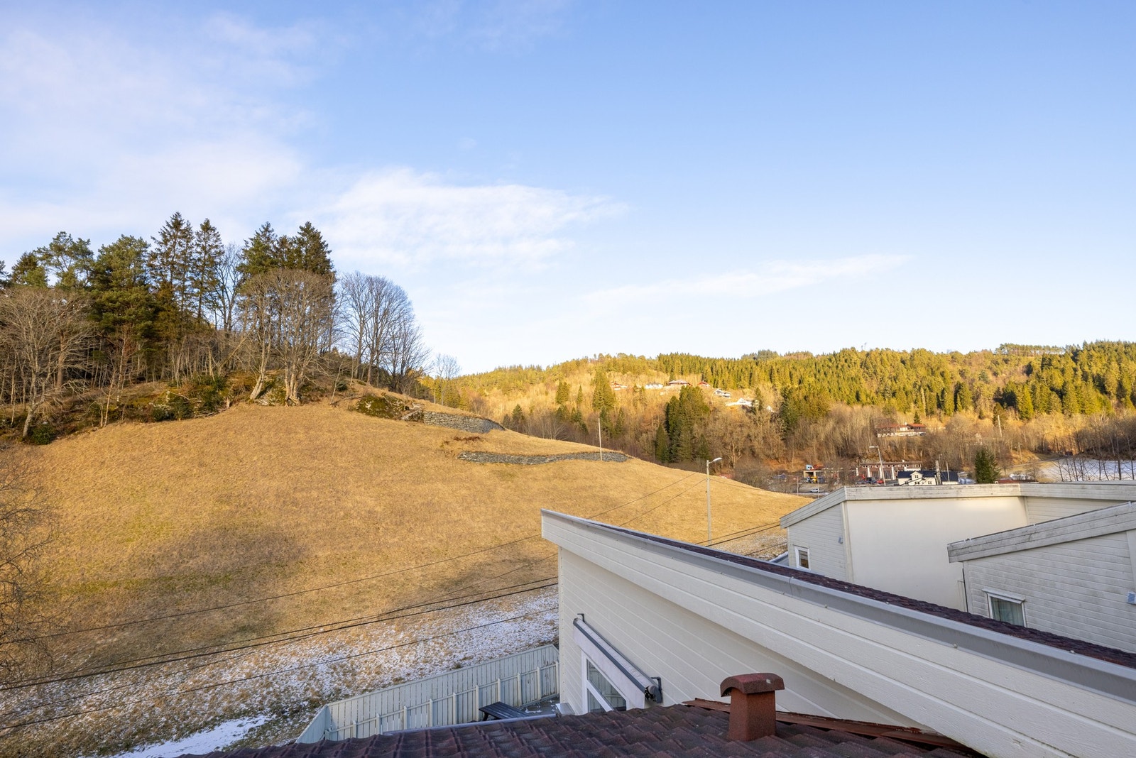 Barnevennlig beliggenhet med kort vei til flere fasiliteter. Galleribilde