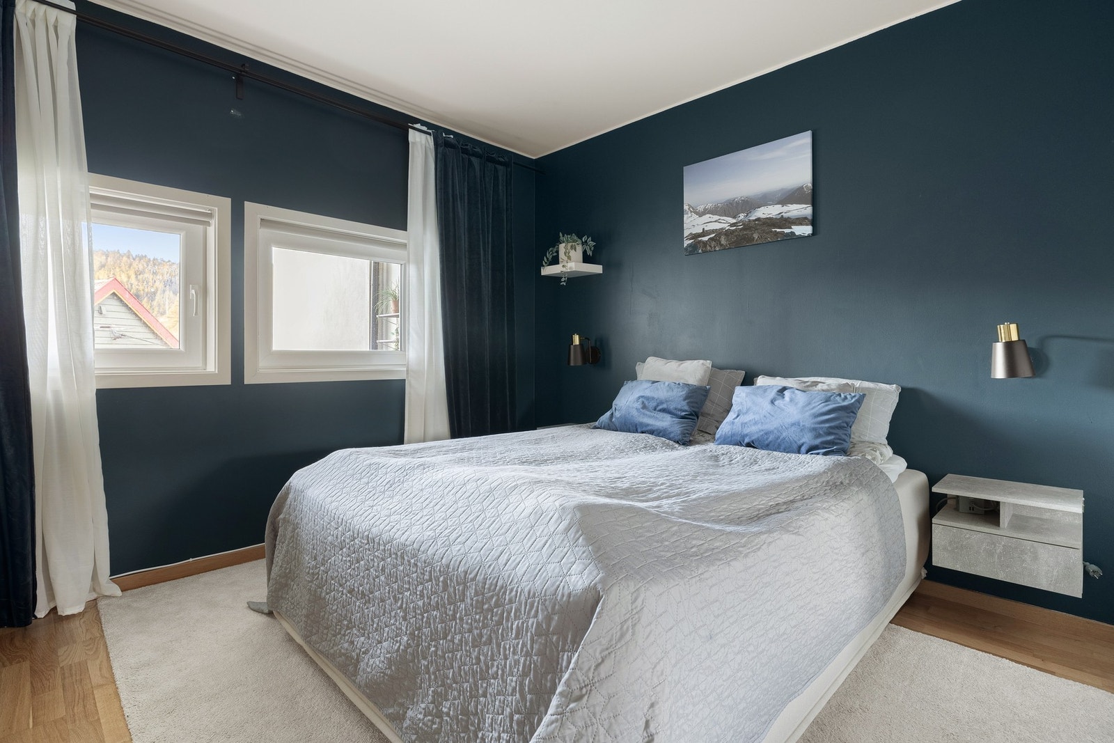 Begge er av god størrelse på 10,5 kvm. og 11,8 kvm. Galleribilde