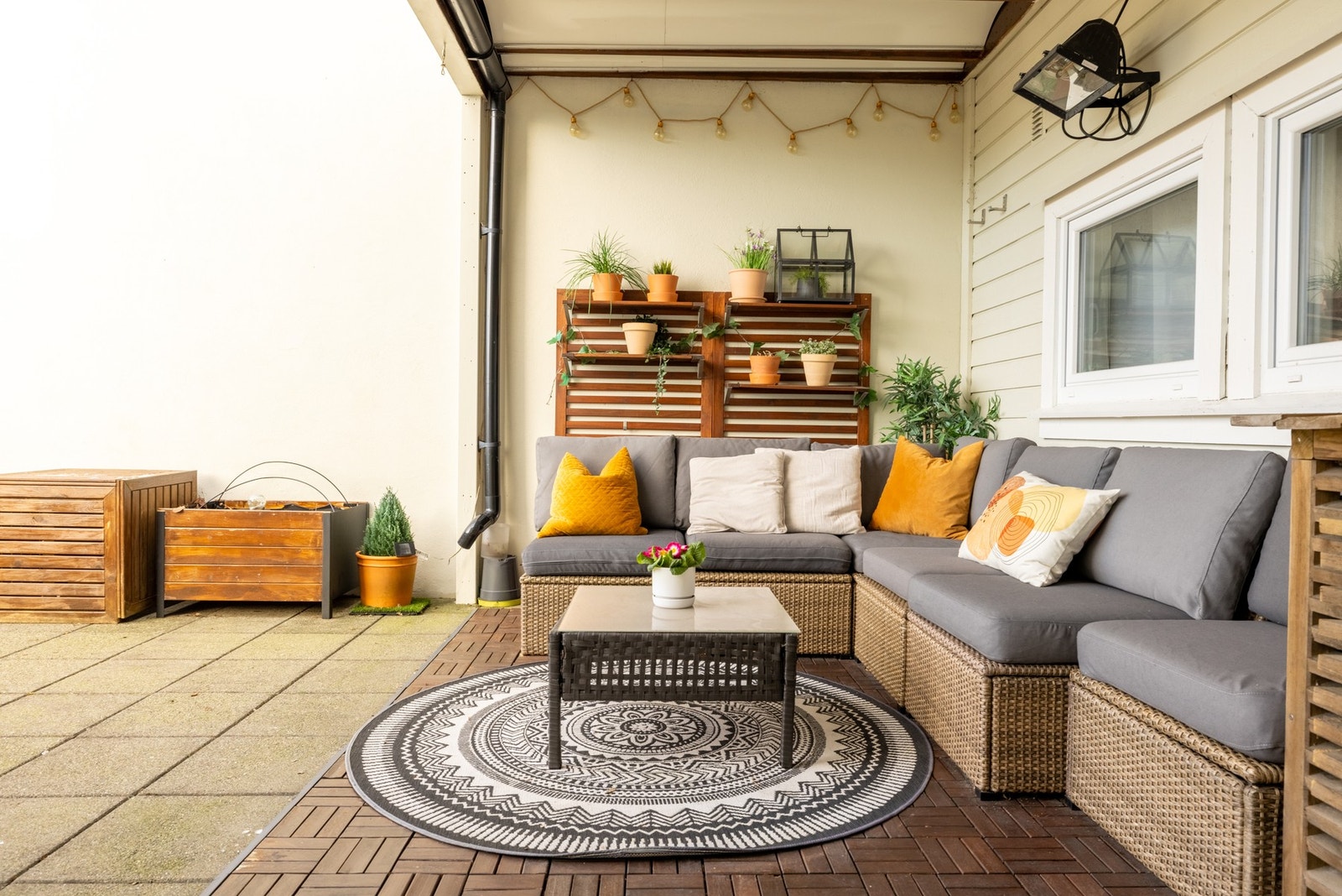 Her er det også god plass til å møblere med hagemøbler. Galleribilde