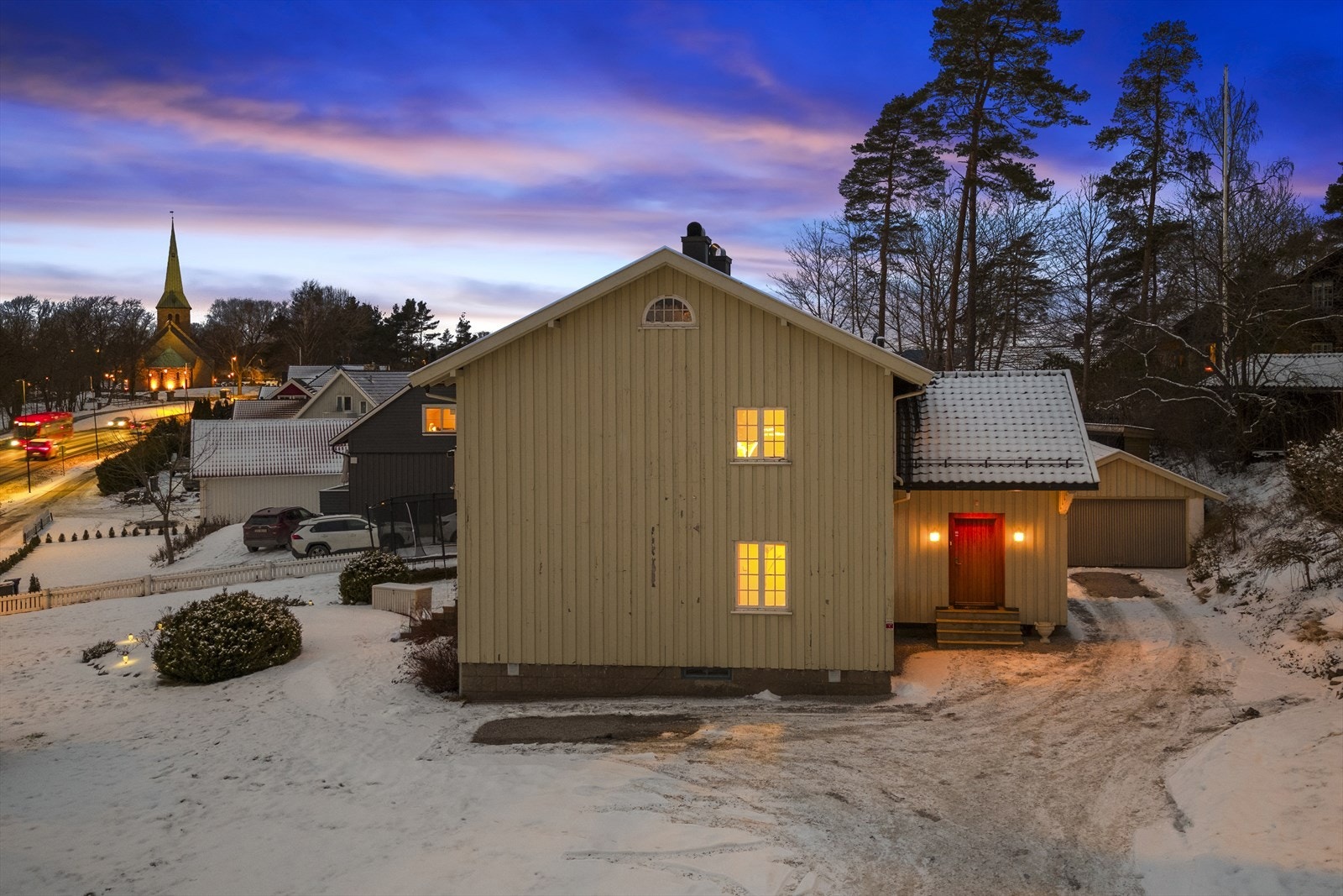 Eiendommen er tilknyttet offentlig vann og avløp. Galleribilde
