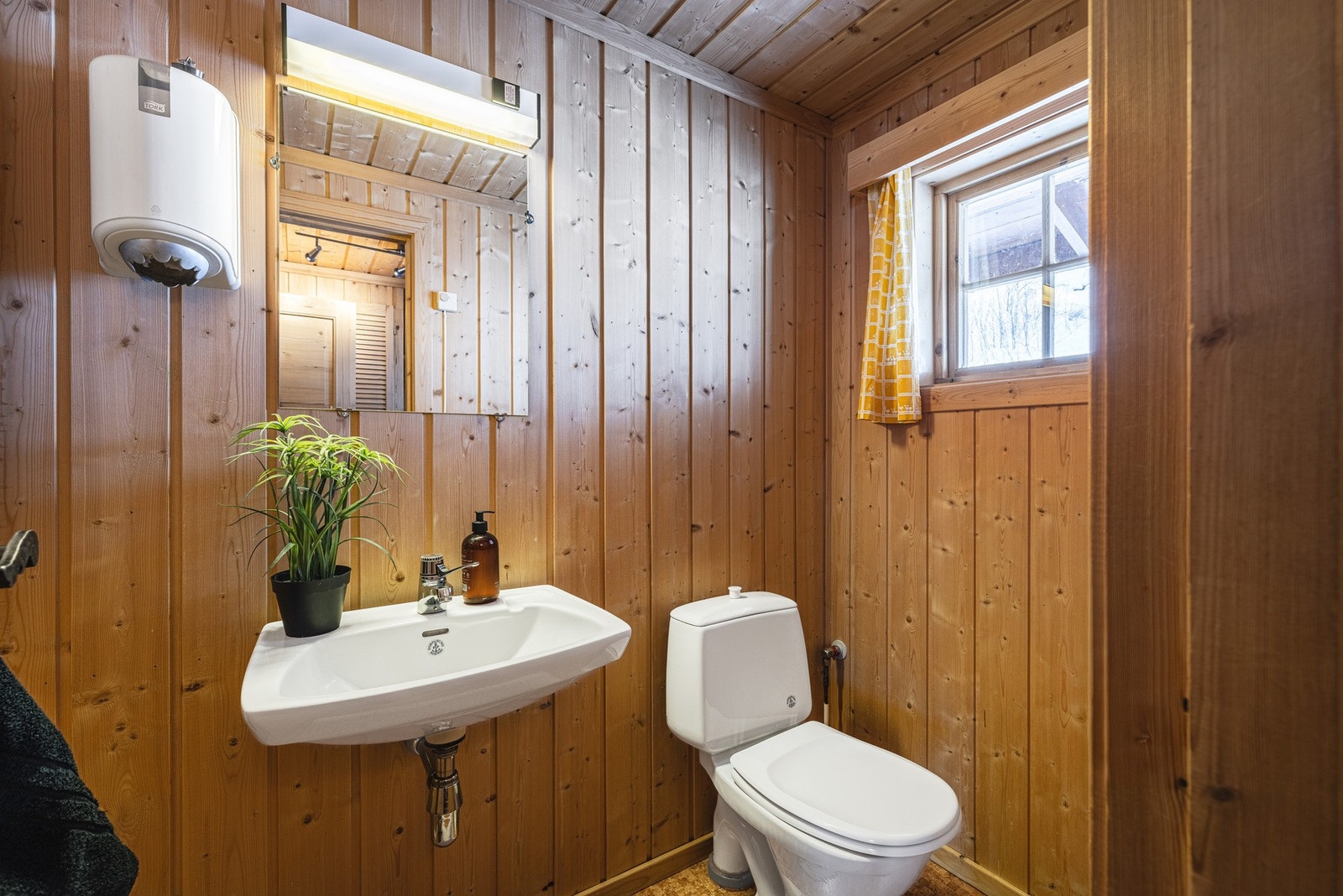 Toalett. Galleribilde