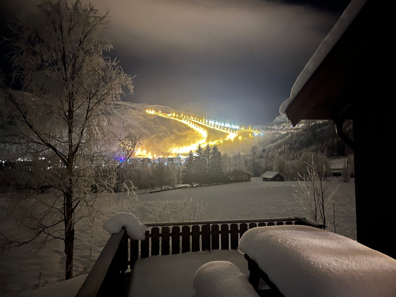 Kveldsutsikt fra terrassen. Galleribilde