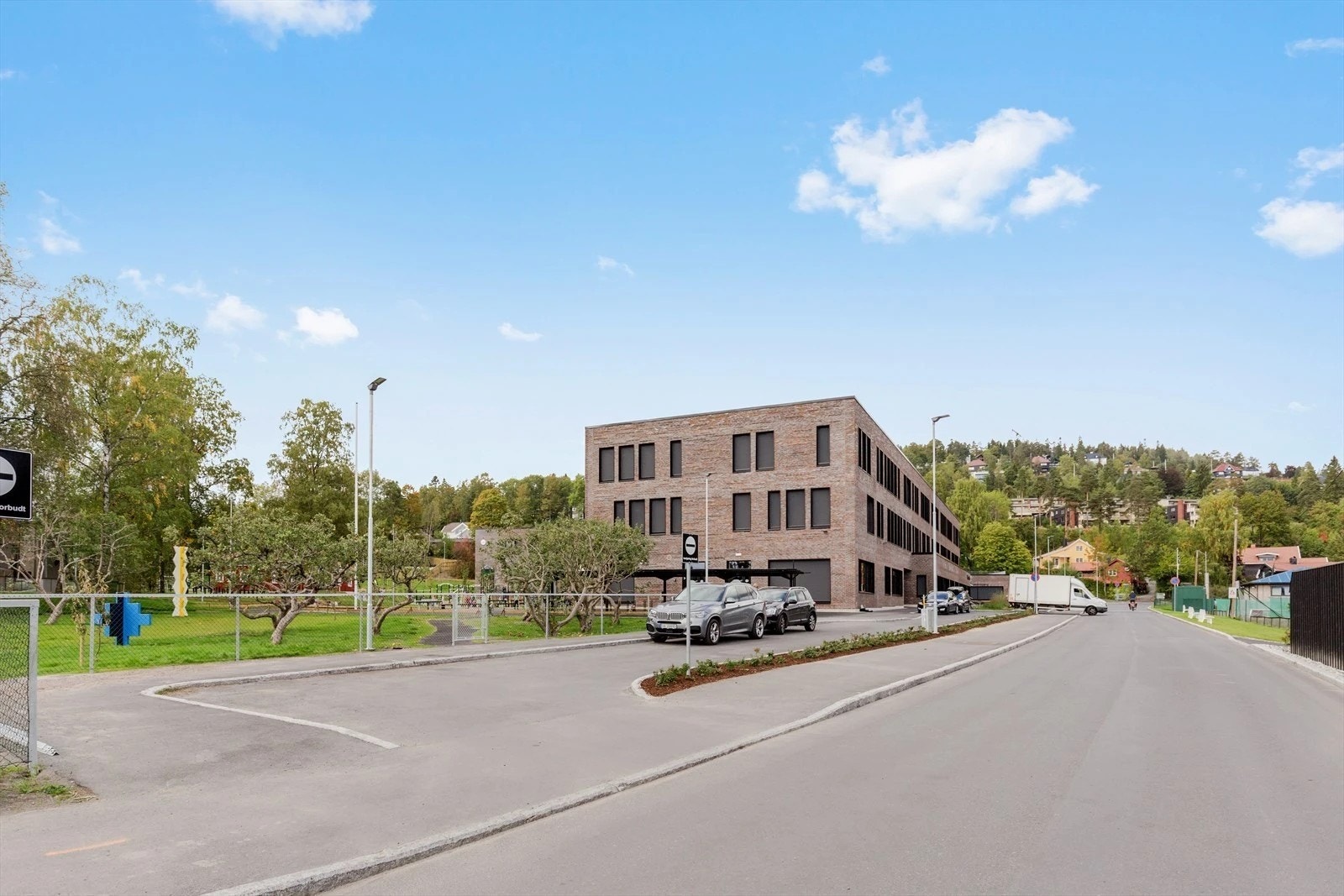 Kort avstand til Holmen barneskole. Galleribilde