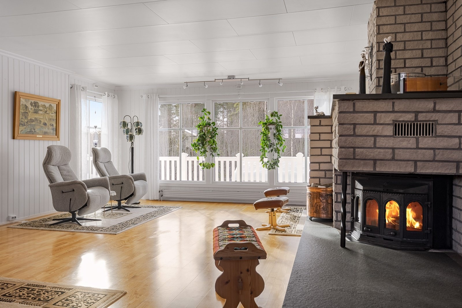 4058-3-1_129-1.jpg Galleribilde