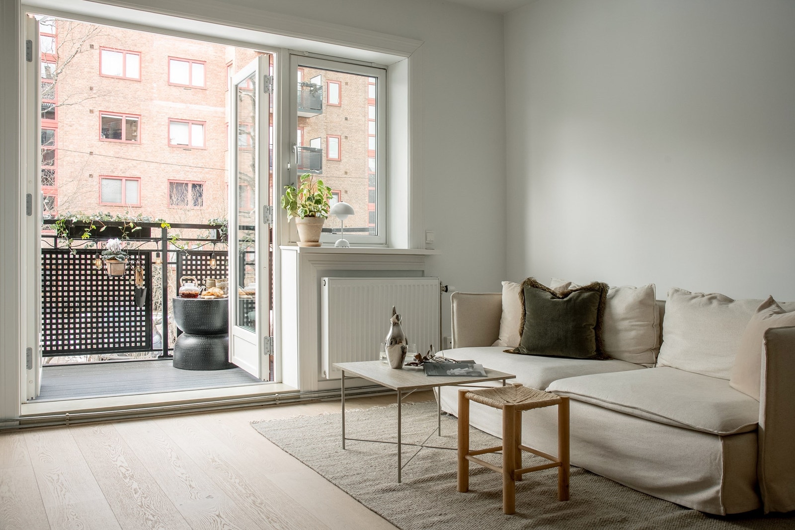 Et smykke av en leilighet! "alt" inkl. i felleskostnadene og mulighet for leie av parkering etter ansiennitet. Galleribilde