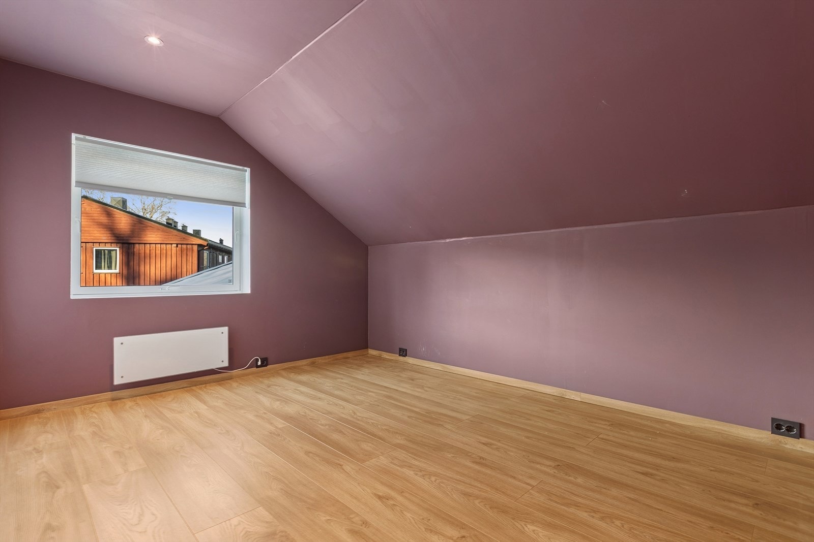 Dette gir lyse, luftige og behagelige oppholdsrom som er enkle å møblere og tilpasse etter behov. Galleribilde