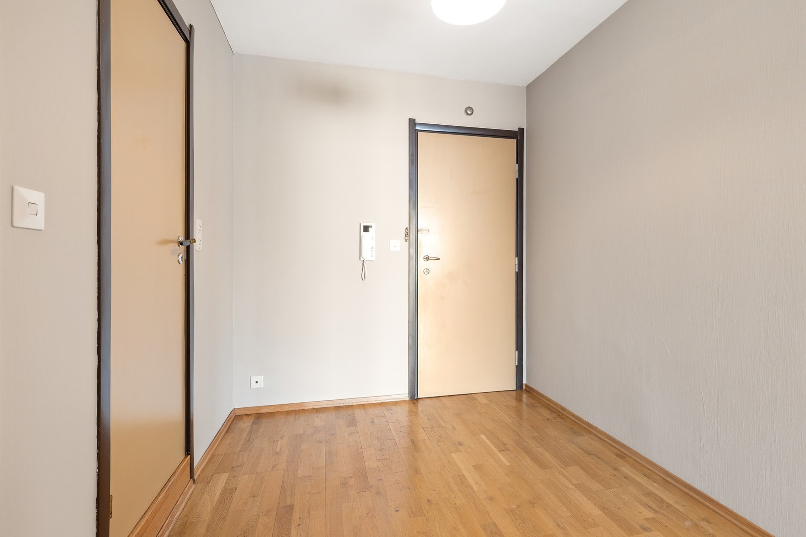 Entré/gang Galleribilde