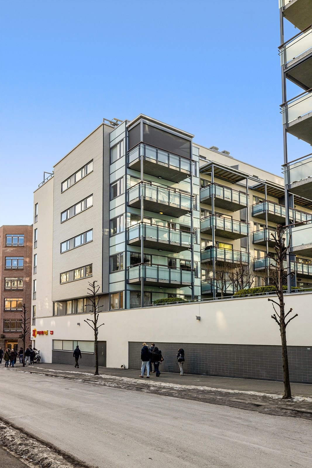 Matbutikk i 1. etasje. Galleribilde