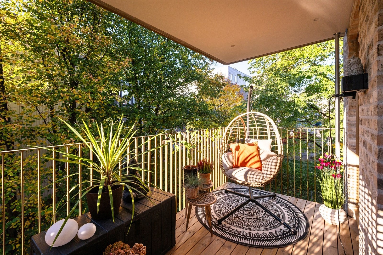 Her får du en strøken og moderne 4-roms endeleilighet med gjennomgående høy standard. Galleribilde