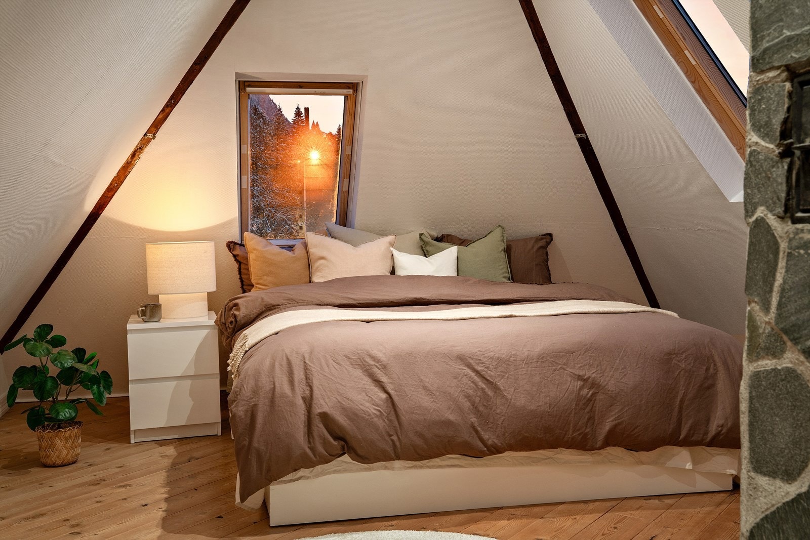 Loftsrom Galleribilde