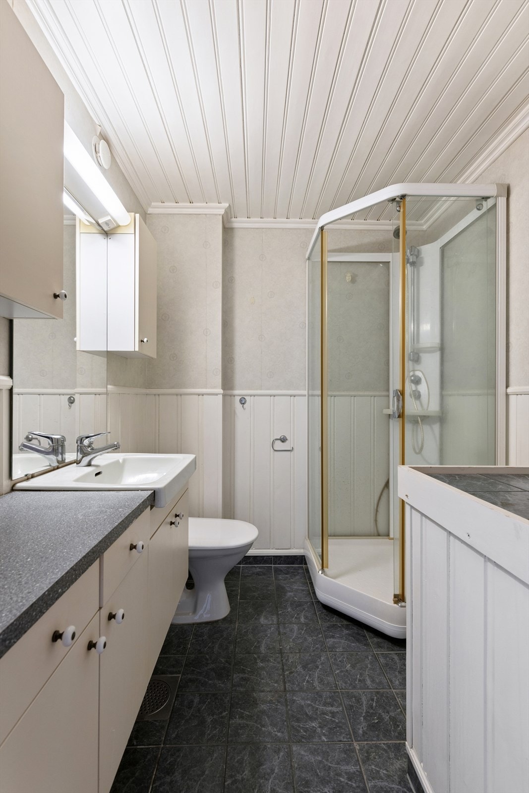 Det er varmekabler i gulvet. Galleribilde