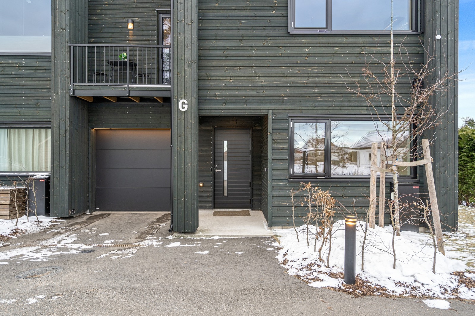 Overbygget inngangsparti Galleribilde