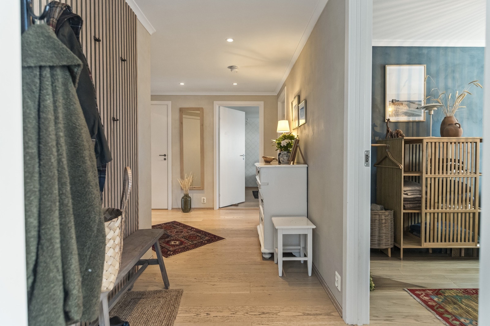 Gang med ny spilevegg Galleribilde