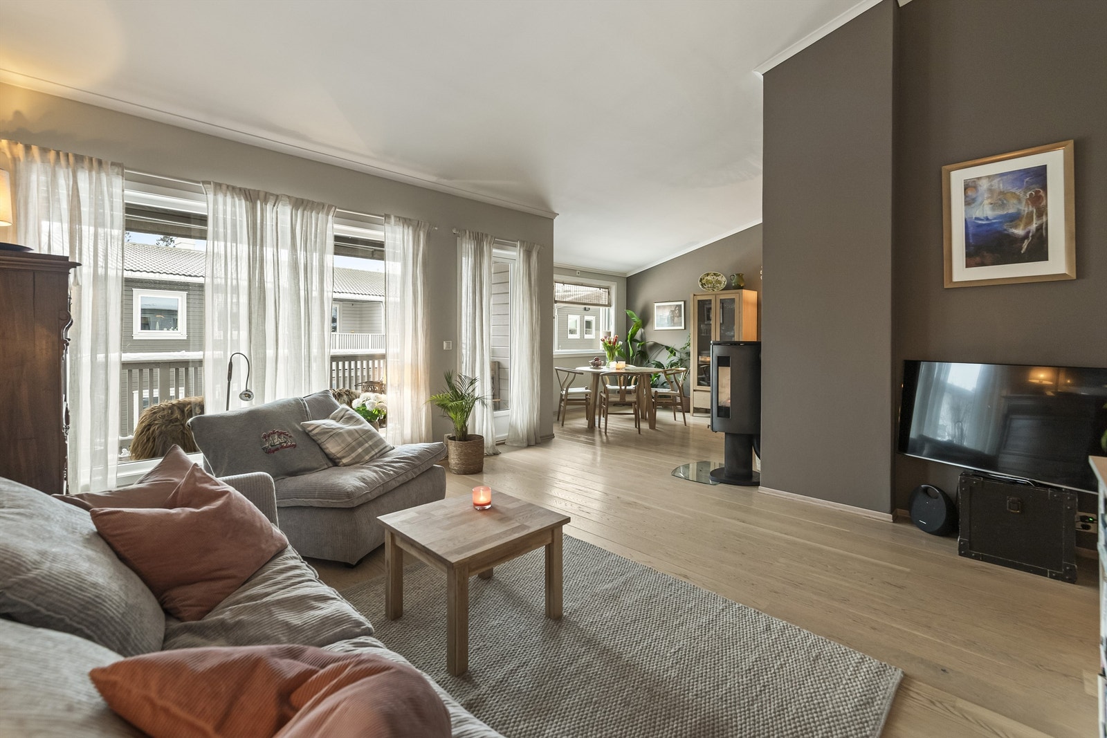 Leiligheten er delt inn i flere "soner" Galleribilde