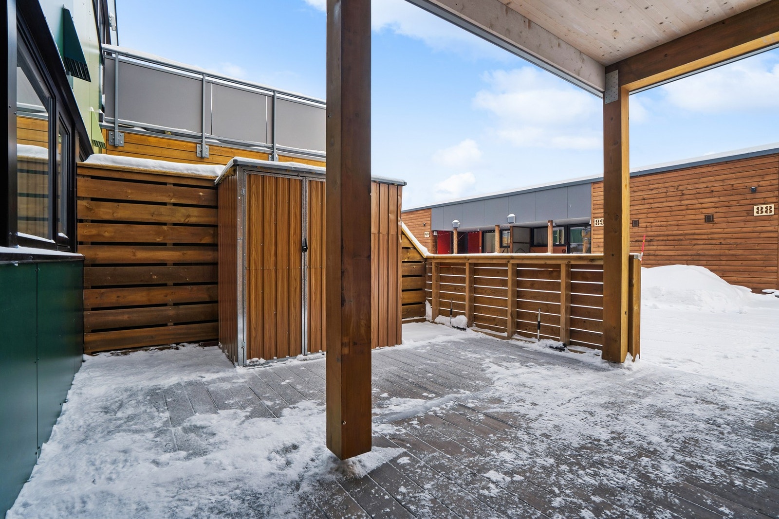 Markterrasse ved ingangsparti Galleribilde