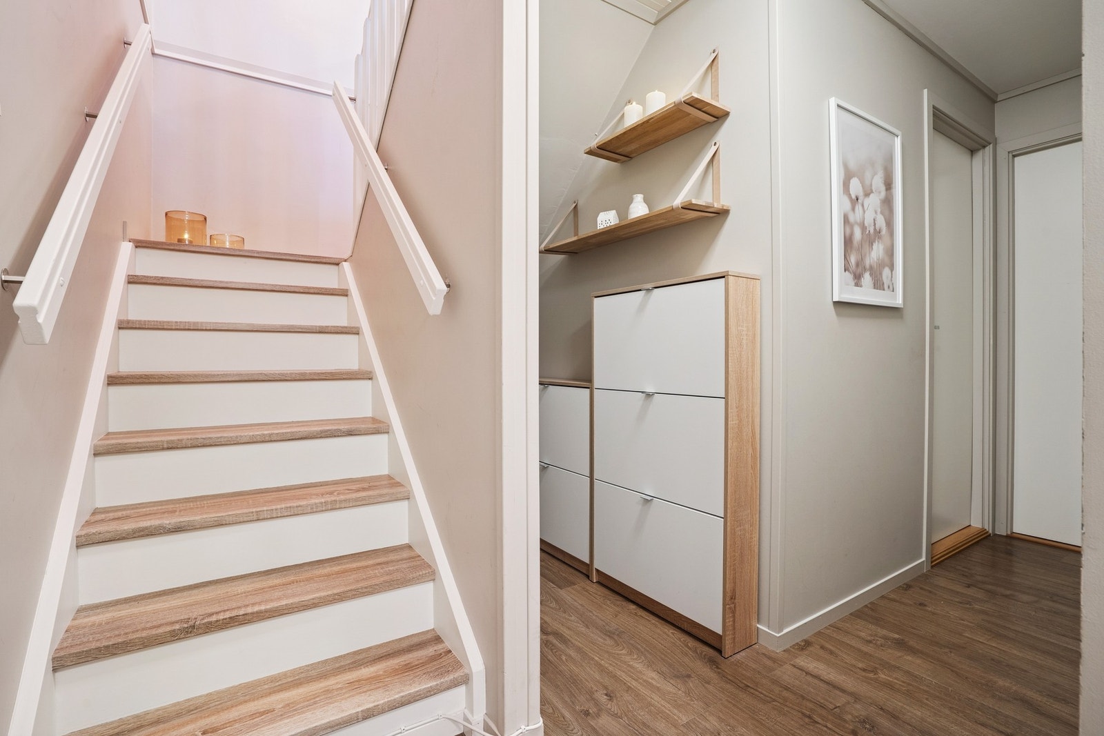 Romslig gang Galleribilde