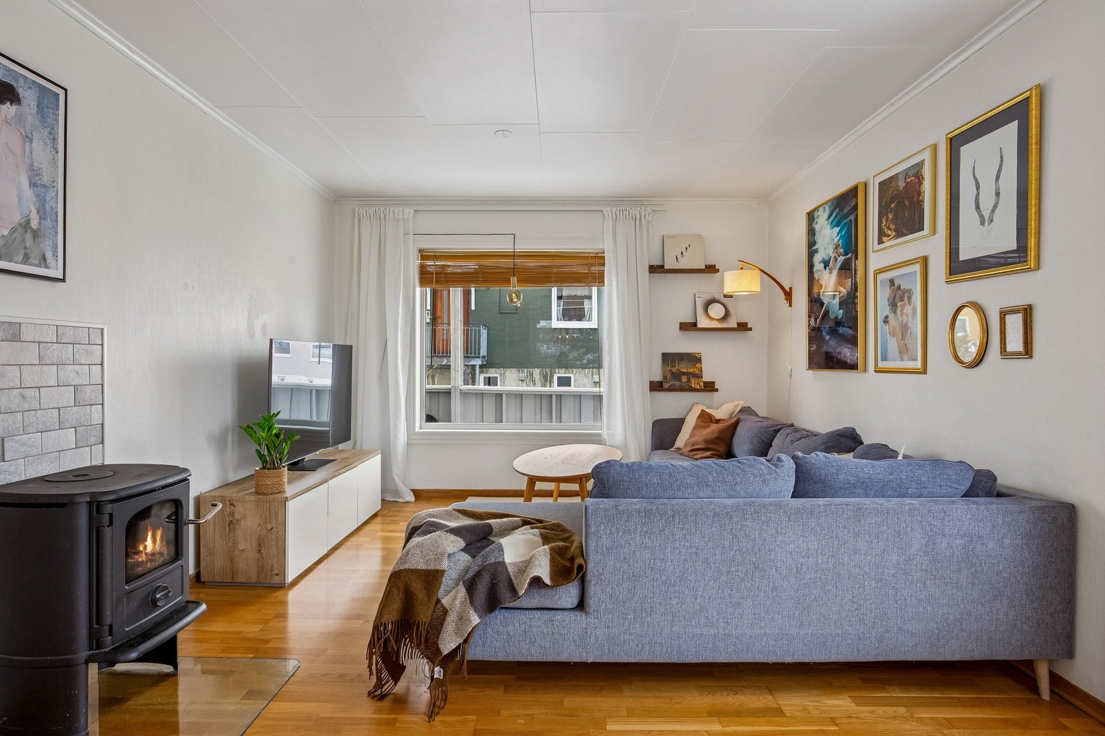 Romslig stue Galleribilde