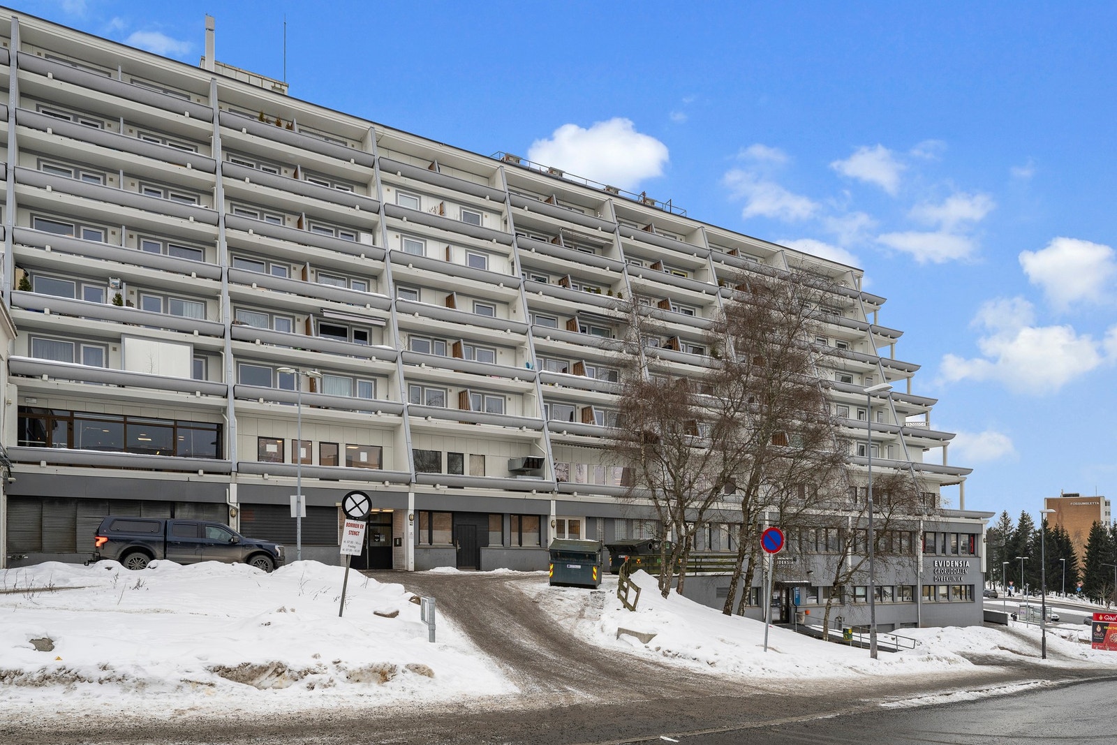 Leiligheten har en sentral beliggenhet på Stovner, kort avstand fra det meste man måtte trenge i hverdagen! Galleribilde