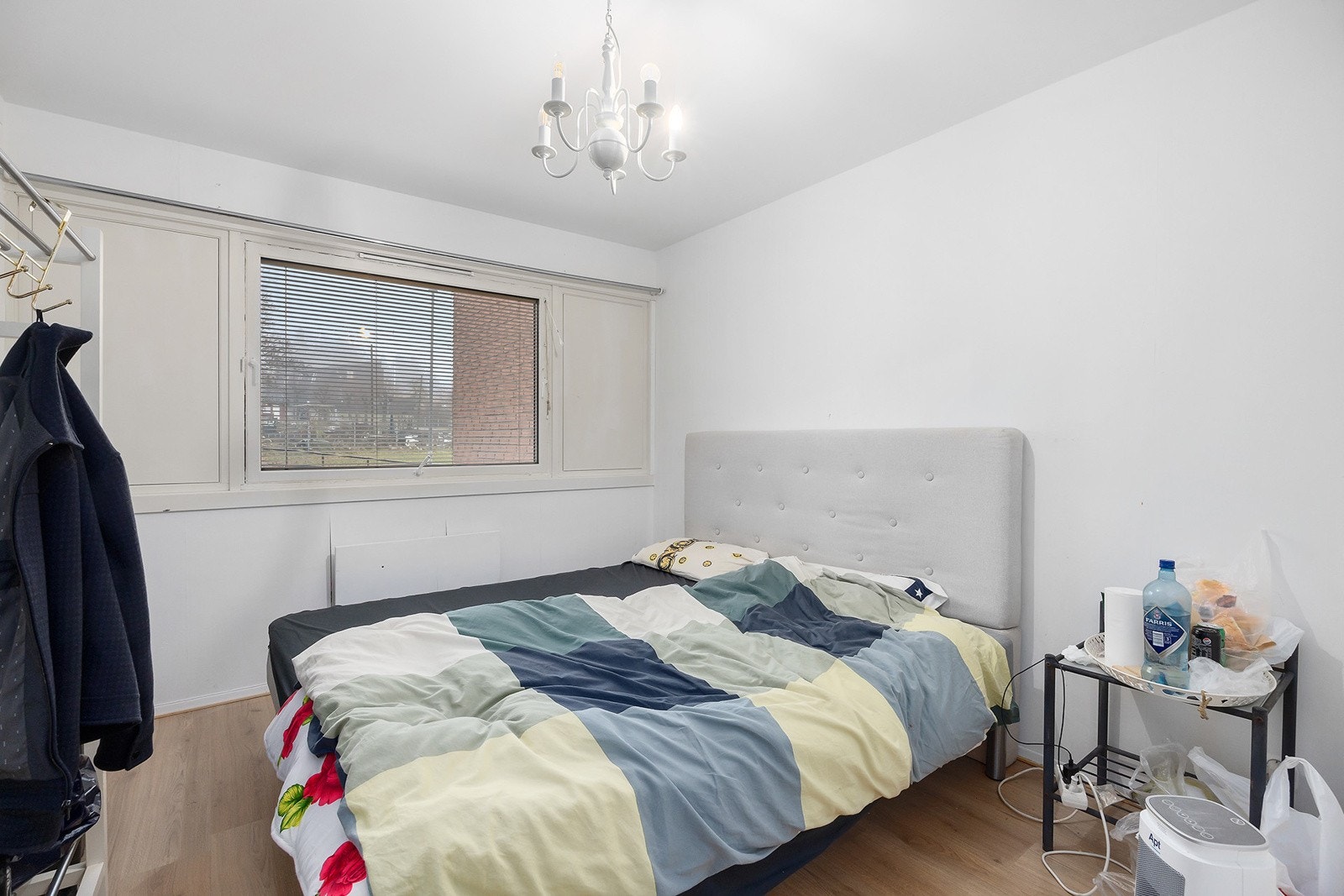 Hovedsoverommet er av god størrelse, her er det plass til garderobeskap og nattbord. Galleribilde